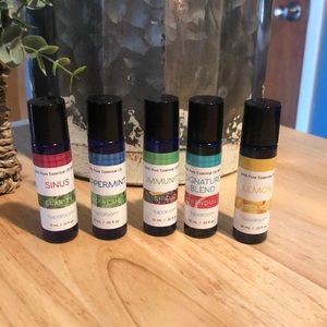 Set of 5 sparoom.33 oz essential oils new!